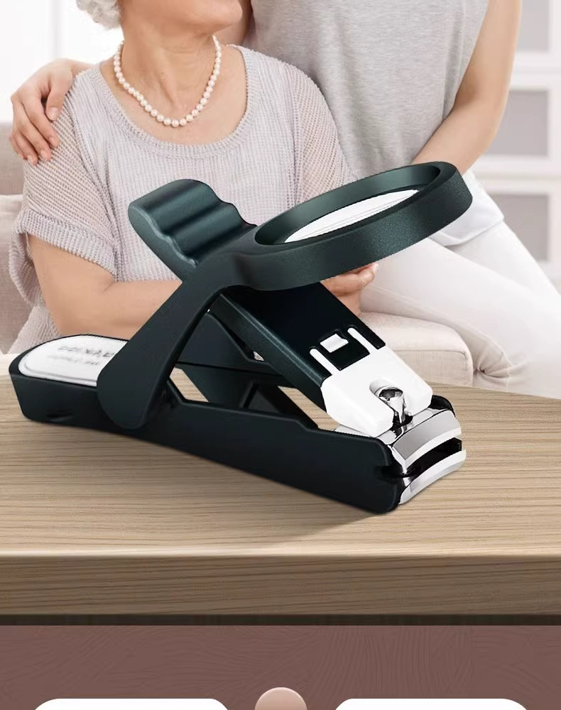 002 돋보기가 달려있는 확대 손톱깍이